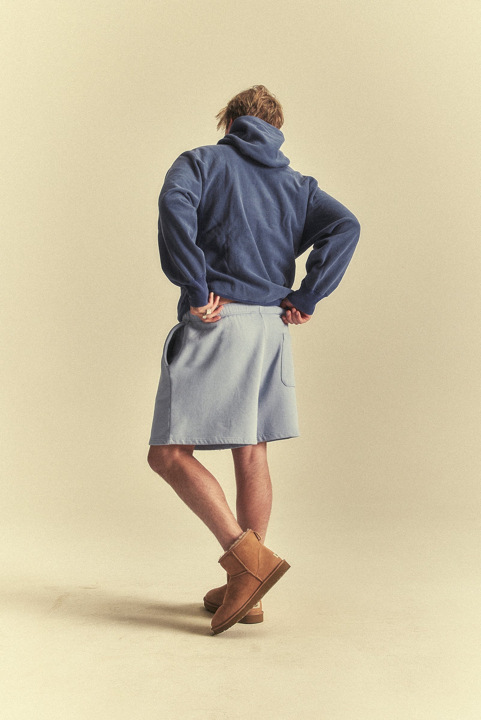 CORE SWEATSHORT